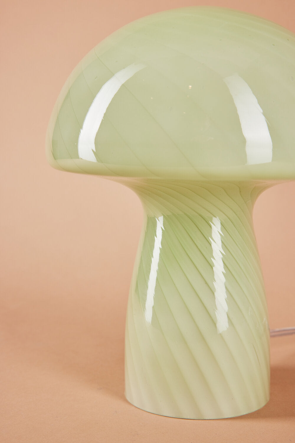 Mushroom bordlampe, grøn - H23 cm.